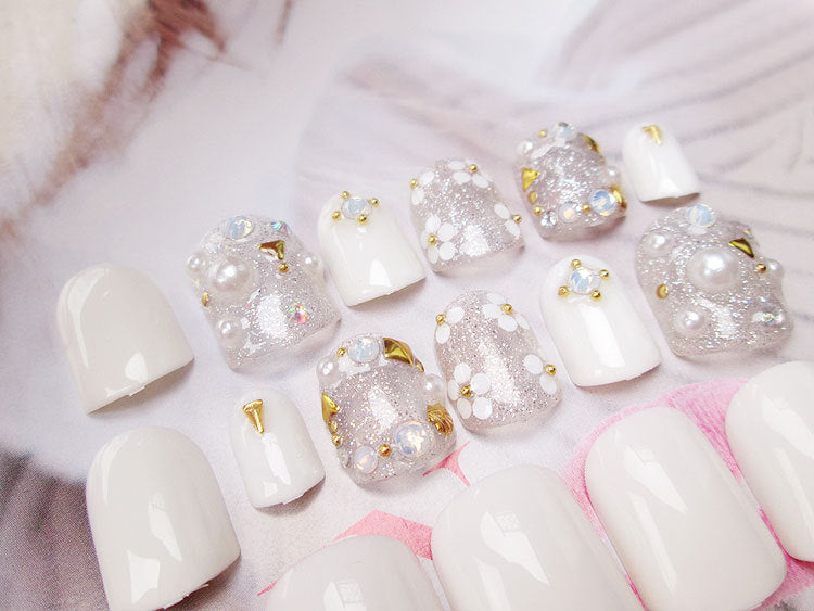 Fashion nail Finished Nail Beauty Magazine Style Beautiful Bride Fake Nail Patch UV Nail L26