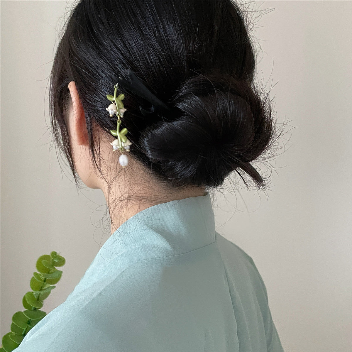 头饰发簪郁金香发簪女简约高级感古风发饰汉服配饰亚克力花朵琉璃簪子批发