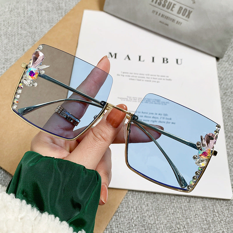 Women's fashion glasses 跨境新欧美镶钻大框太阳镜女高级感复古茶色墨镜显瘦韩版防晒眼镜