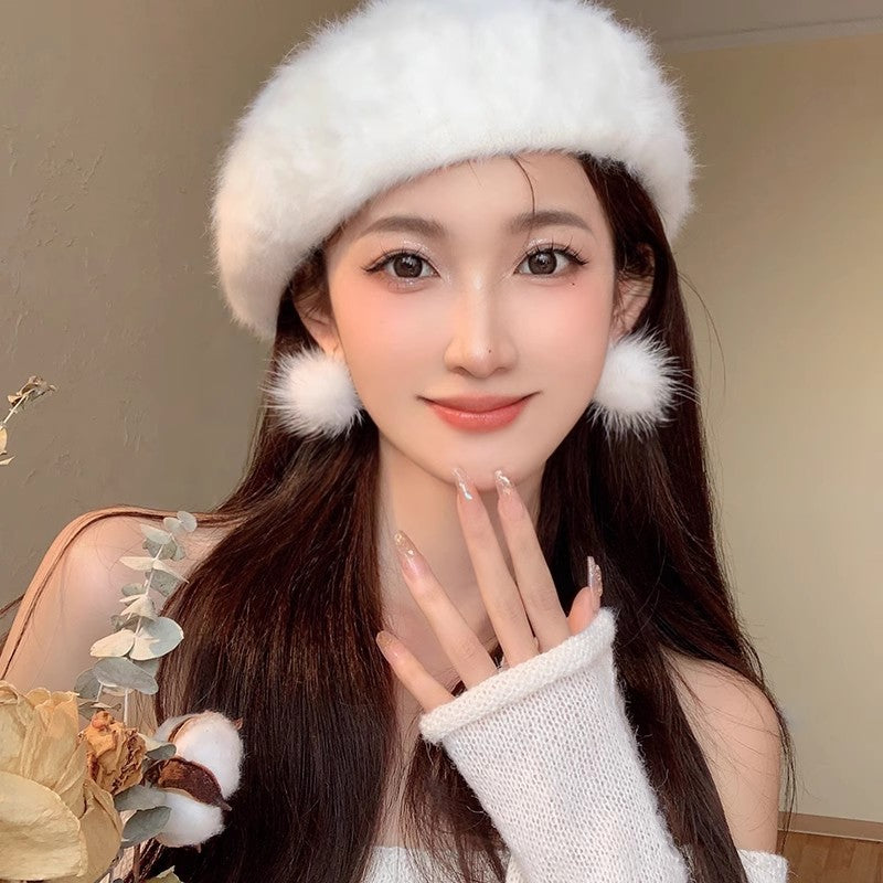 银针秋冬白色毛绒球球耳环小众设计温柔气质耳钉女高级感耳饰批发
