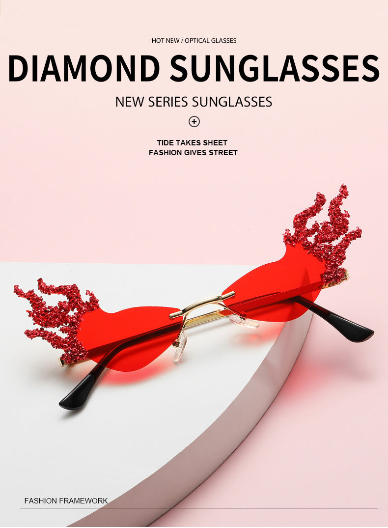 Women's fashion glasses 跨境新款镶钻墨镜时尚潮流搞怪太阳镜网红舞台走秀散花款太阳眼镜