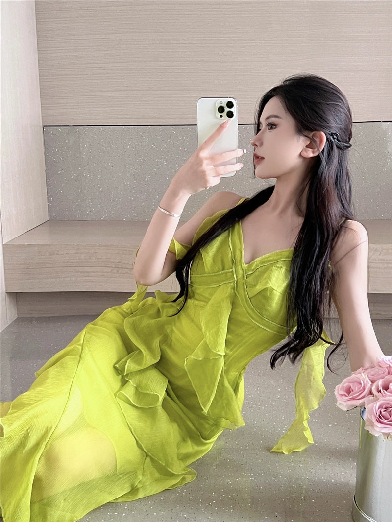 Fashion women's wear Tea Break Is Very Beautiful Spaghetti-Strap Ruffle Dress Design Sense Niche Super Fairy Two-Piece Suit Vacation Fairy Long Skirt