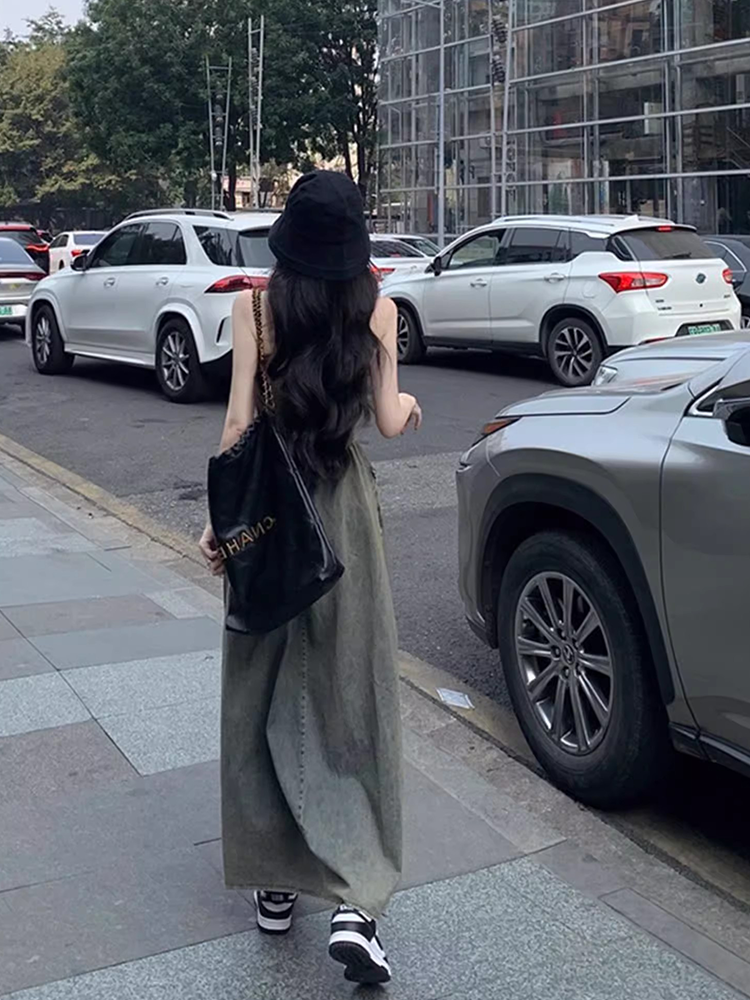 Fashion women's wear Plus Size Retro V-neck Sleeveless Backless Denim Sling Dress Women's Spring and Autumn Tight Waist French Style Temperament Long Skirt Summer