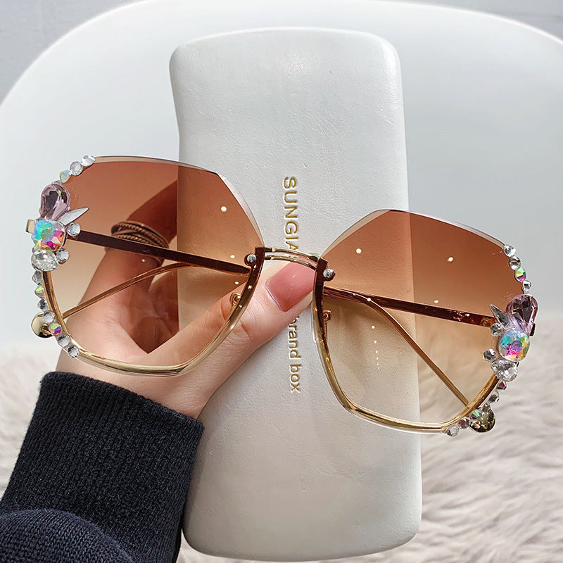 Women's fashion glasses 跨境大框水钻太阳镜无框防晒防紫外线墨镜个性女大脸显瘦带钻潮牌