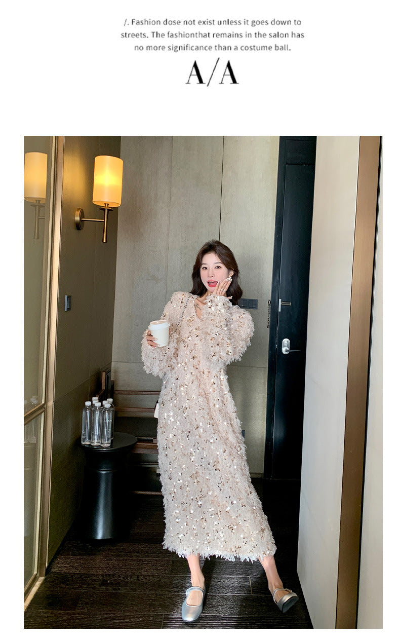 Fashion women's wear Real Shot Shiny Annual Meeting Festival Atmosphere Handmade Sequined Feather V-neck Sweater Spring Inner Wear Sweet Dress
