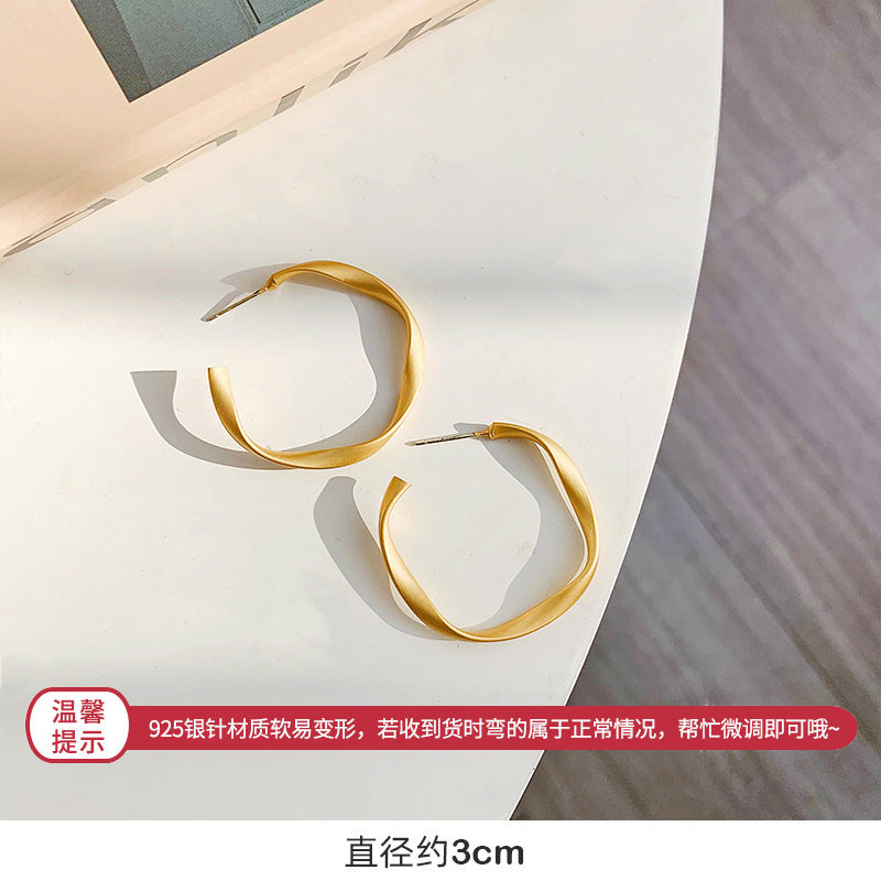 925银针金属耳环不规则圆圈几何耳钉女欧美夸张复古冷淡风潮耳饰
