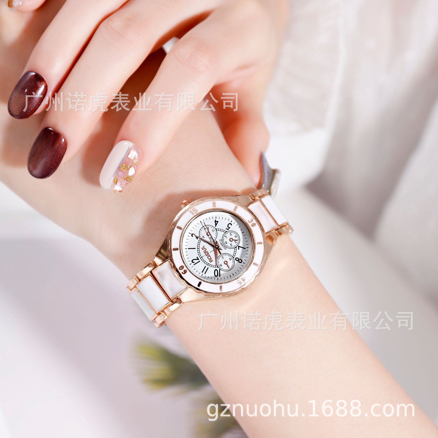 Fashion women's watchFactory in Stock Fashion Trend Steel Strap Couple Watch Promotion Korean Men's and Women's Couple Watches Quartz Watch
