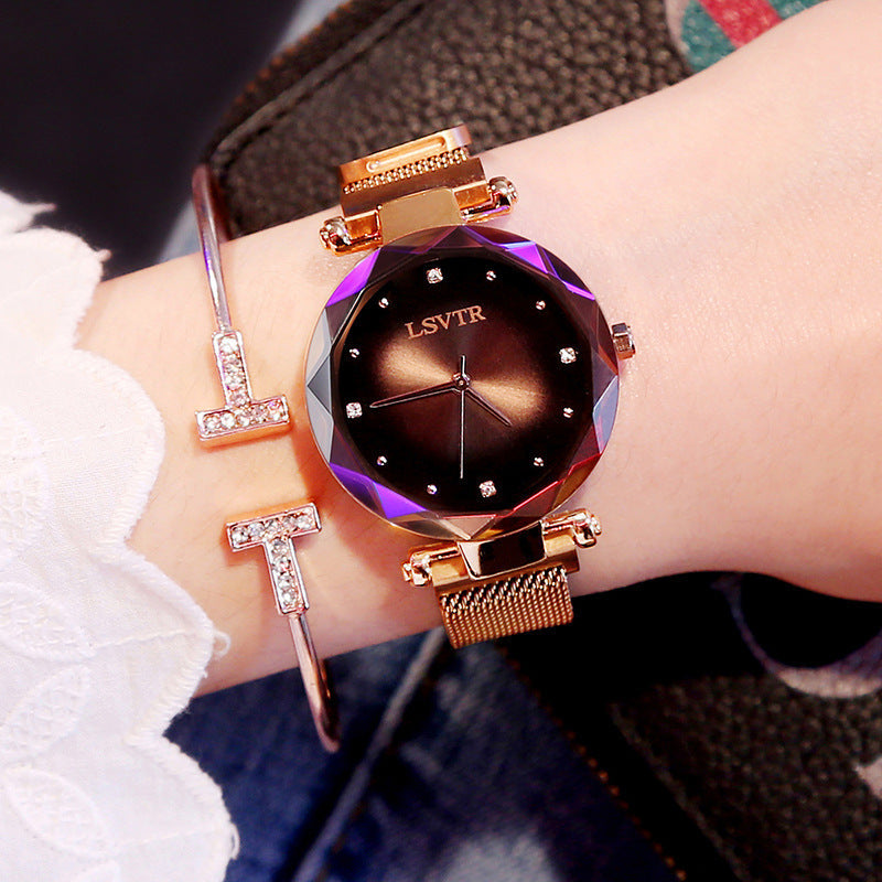 Fashion women's watchIn Stock Wholesale Women's Starry Quartz Watch Lazy Watch Magnet Strap Magnet Watch