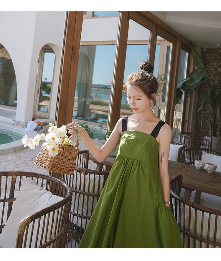 Fashion women's wear Real Shot Design Sense Niche Avocado Green Sling Dress Women's Summer Covering Belly Thin Sanya Vacation Style Dress