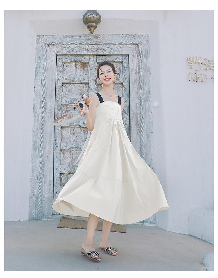 Fashion women's wear Real Shot Design Sense Niche Avocado Green Sling Dress Women's Summer Covering Belly Thin Sanya Vacation Style Dress