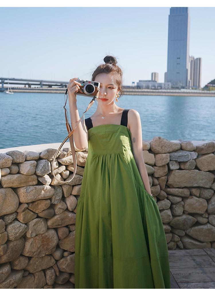 Fashion women's wear Real Shot Design Sense Niche Avocado Green Sling Dress Women's Summer Covering Belly Thin Sanya Vacation Style Dress