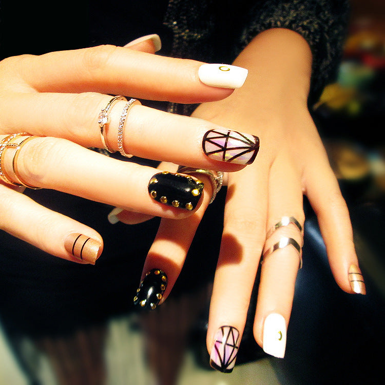 Fashion  nail Finished Nail Beauty Magazine Style Japanese Colorful Sequins Black Fake Nails 24 Pieces UV Nail L27