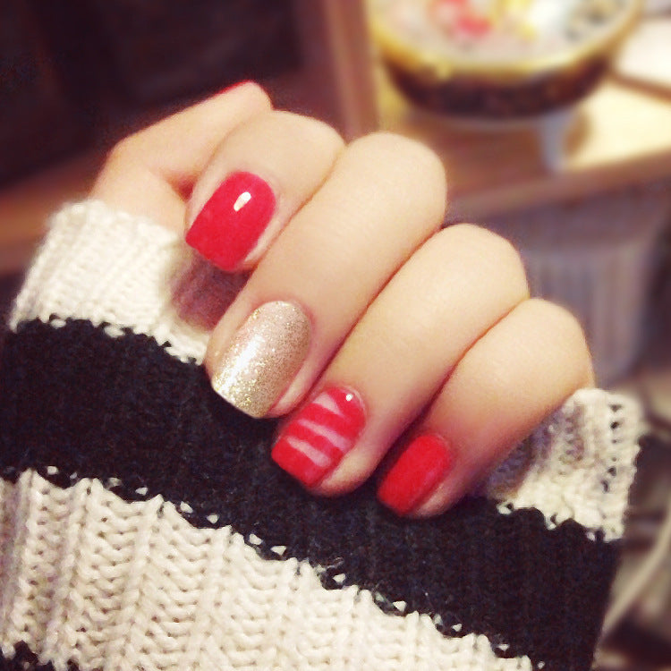 Fashion  nail Wear Finished Nail Beauty Popular Short Fake Nail Patch 24 Pieces Boxed Finished Patch in Stock Collection