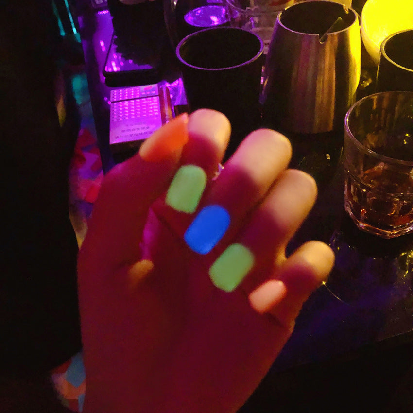 Fashion  nail Finished Nail Beauty Internet Celebrity Same Ins Luminous Solid Color Short Fake Nails Nail Stickers Phototherapy L72