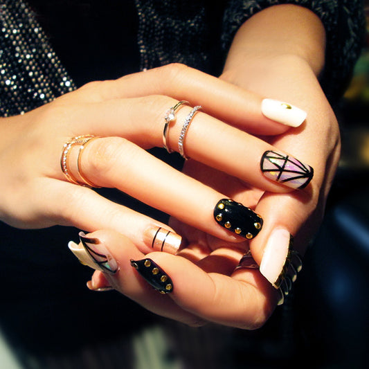 Fashion  nail Finished Nail Beauty Magazine Style Japanese Colorful Sequins Black Fake Nails 24 Pieces UV Nail L27