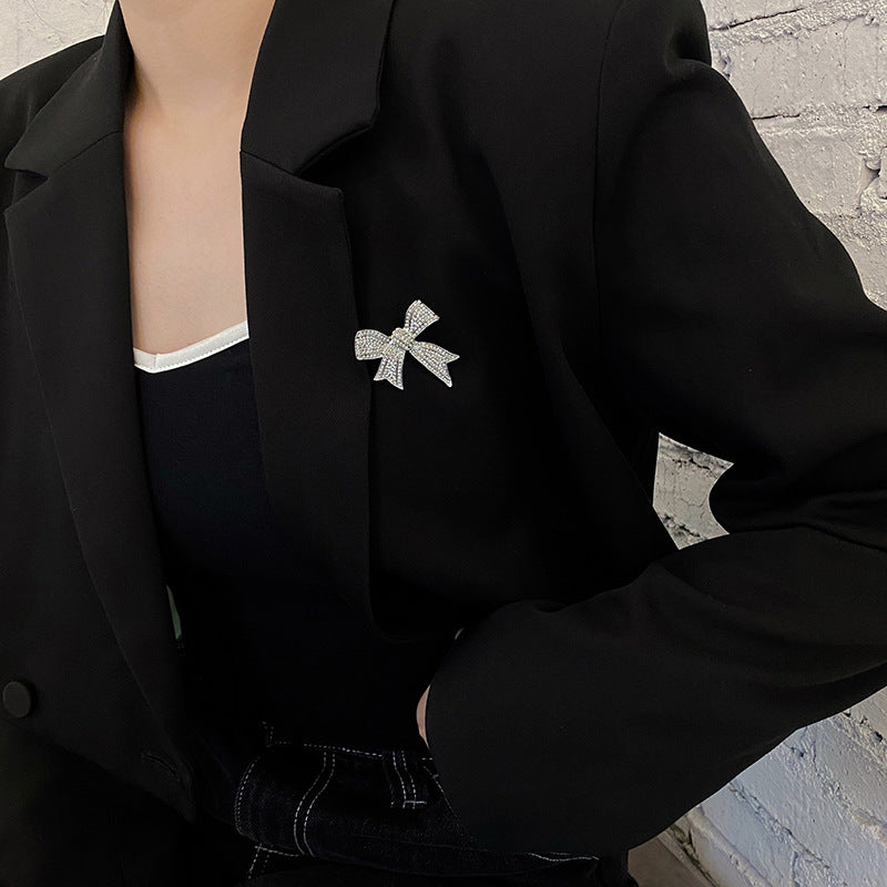 配饰胸针满钻百搭蝴蝶结设计感气质时尚仙气胸针可爱少女心饰品配件女