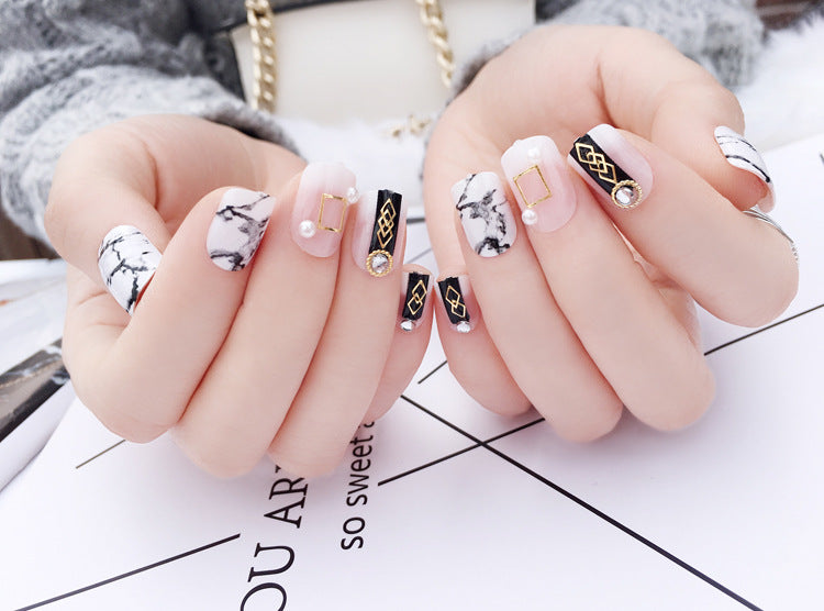 Fashion  nail Finished Nail Beauty Wear a Japanese Marbling Fashion Black Fake Nails 24 Pieces C66