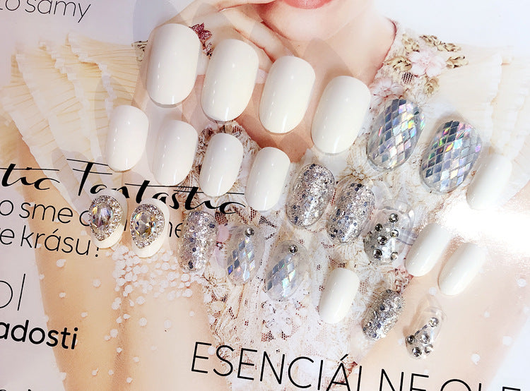 Fashion  nail Nail Tips Finished Product Fake Nails Jewelry Rhinestone 24 Pieces Finished Product UV Nail L36