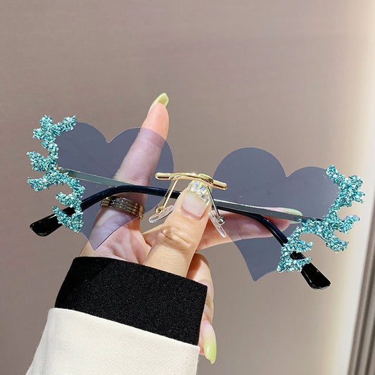 Women's fashion glasses 2023跨境异形夸张爱心眼泪太阳镜女水钻拍照墨镜高级感镶钻太阳镜