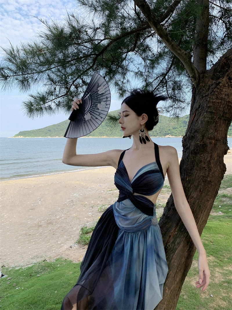 Fashion women's wear Thailand Sanya Holiday Halter Dress Summer Backless Seaside Travel Wear and Take Photos Beach Skirt Atmosphere