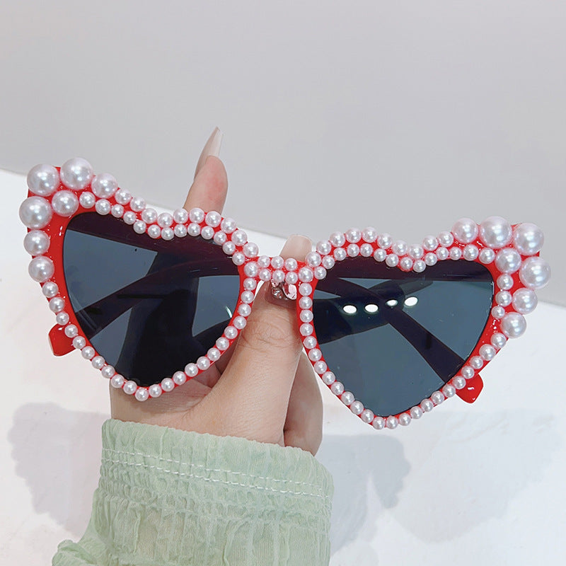 Women's fashion glasses 2022跨境大框架歪心欧美镶珍珠太阳镜桃心爱心女士墨镜防紫外线