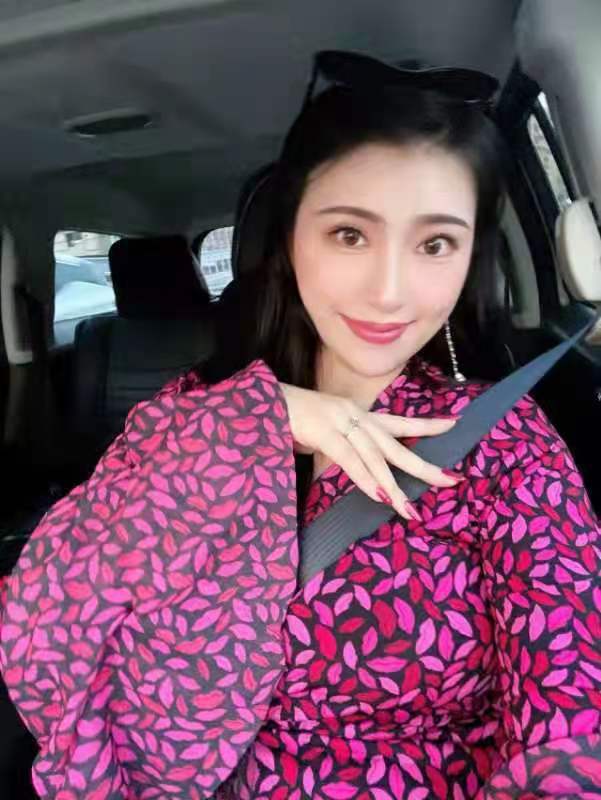 Fashion women's wear Small Red Lip Lantern Sleeve Collarless Long Dress One-Piece Elegant New Leopard Print Printed V-neck Lace-up Wrap Skirt