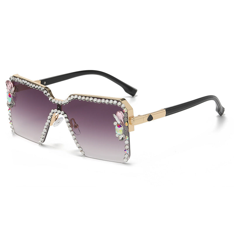 Women's fashion glasses 2023跨境欧美大框镶钻太阳镜女时尚水钻墨镜防紫外线户外驾驶旅行