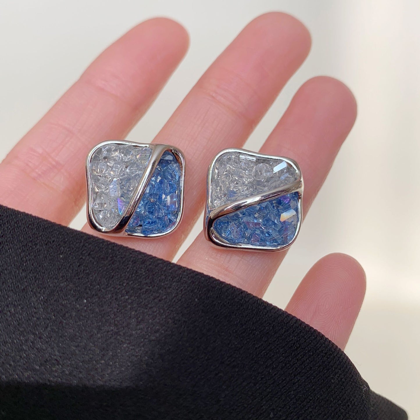 银针珍珠水晶几何耳环法式复古轻奢耳钉中古时尚宫廷风耳饰批发女