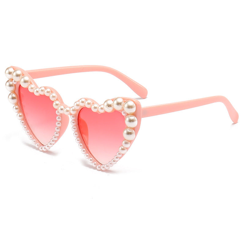Women's fashion glasses 欧美潮流舞会ins爱心镶珍珠墨镜女沙滩桃心太阳镜时尚拍照眼镜