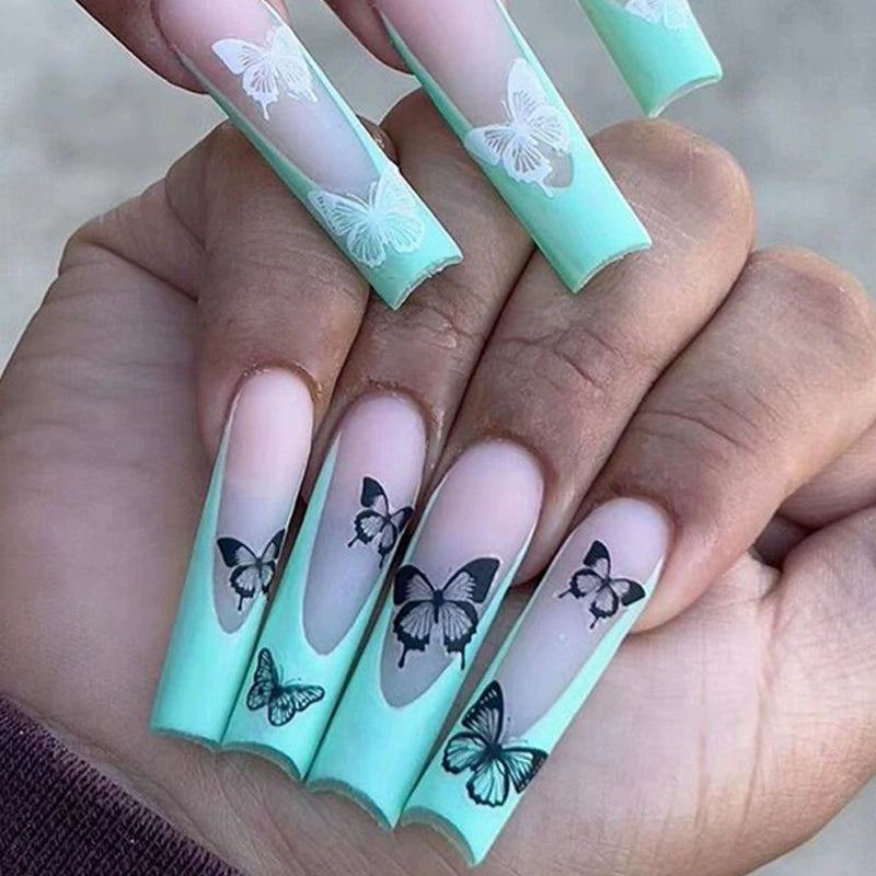 (Hand made nail) European and American long INS style wearable nail patches, fake nail patches, diamond flame heart nail patches, finished product
