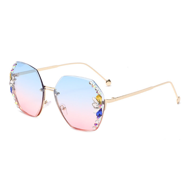 Women's fashion glasses 2022新款跨境镶钻切边女士太阳镜ins风无框女式墨镜厂家现货