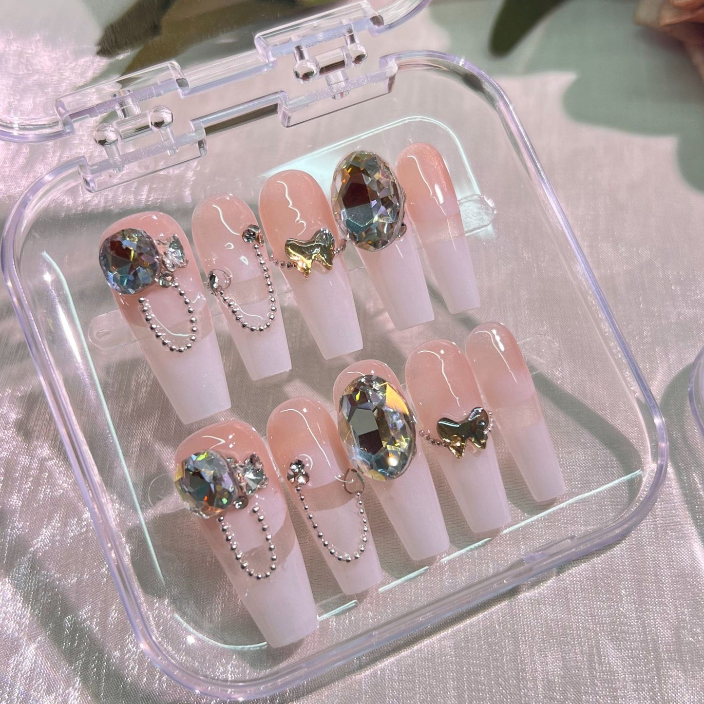 (Hand-Made Nail) French Spray Gun Gradient K9 Full Diamond Wear Armor Handmade Butterfly Autumn and Winter Love Detachable Nail Sticker