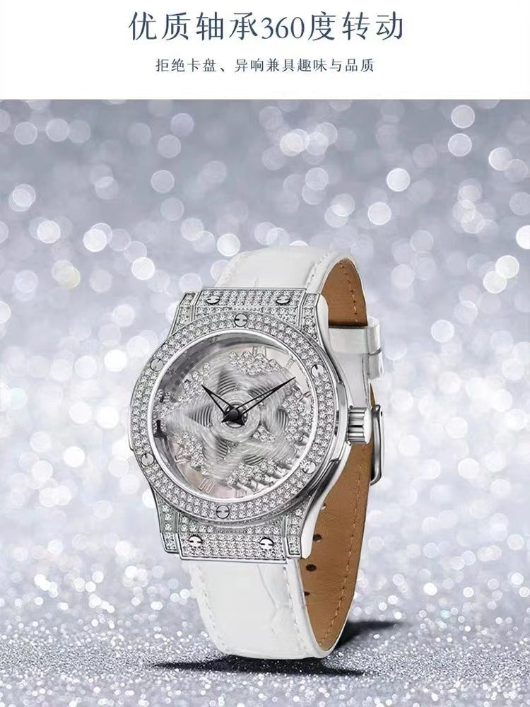 Fashion women's watchHot Five-Pointed Star Watch Good Luck Comes Starry with Diamonds Hollow Waterproof High Fashion Women's Quartz Watch