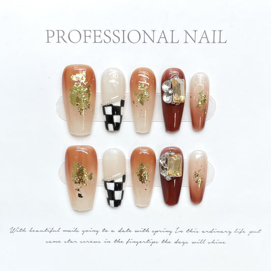 (reusable nail)[Amber Autumn Tea] Wearing armor, high-end niche chain, hand drawn chessboard pattern, pearl whitening, fake armor piece, medium length style
