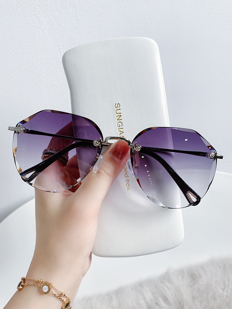 Women's fashion glasses 2024  墨镜女2022年新款潮夏季海边防晒紫外线太阳眼镜开车眼睛大脸显瘦