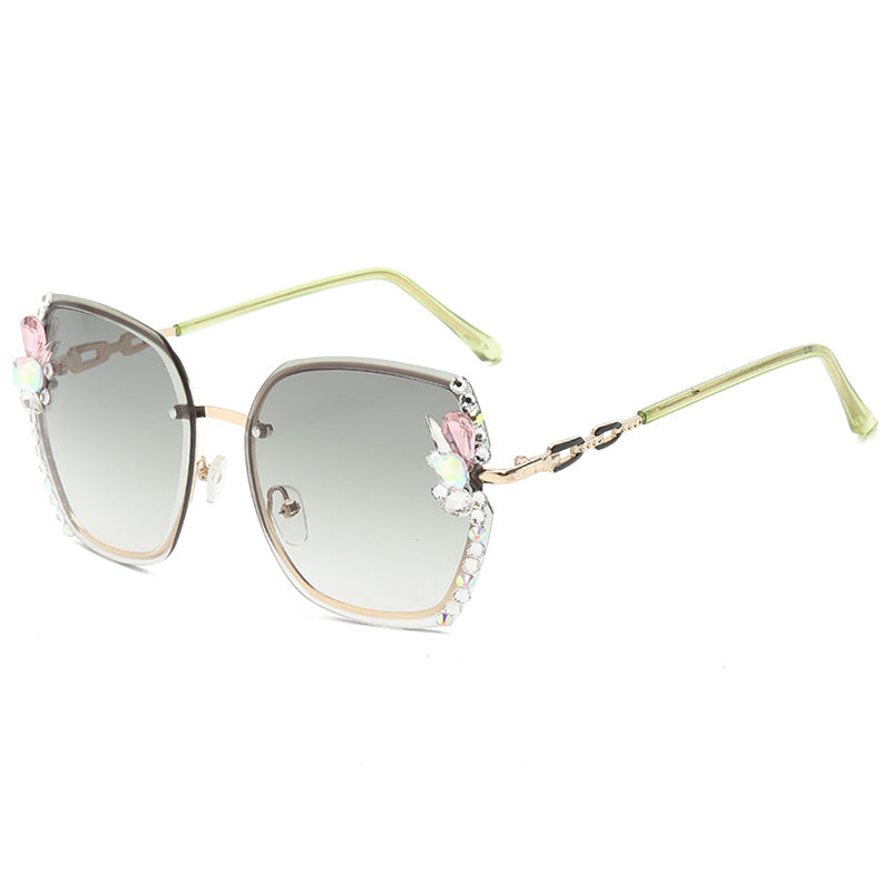 Women's fashion glasses 2022欧美跨境水钻墨镜女钻石切边太阳镜防紫外线奢华海洋片眼镜