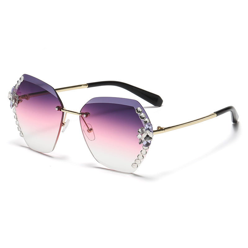 Women's fashion glasses 跨境新款潮镶钻墨镜女偏光防紫外线大脸显瘦开车太阳眼镜女夏