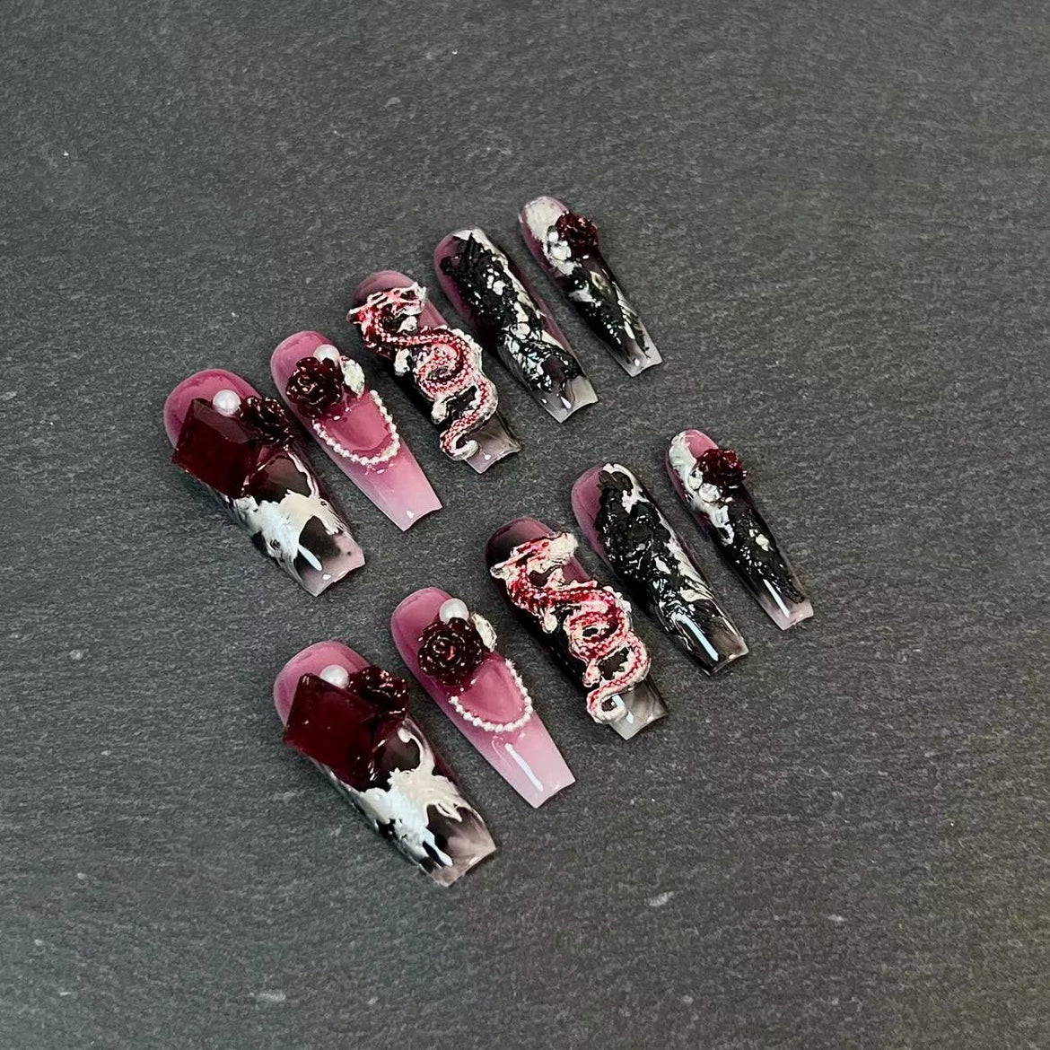 (Hand-made nail) hand-worn armor, gothic dragon elements, original nail art patches, New Year's battle armor, dragon year, high-quality sense of heavy metal