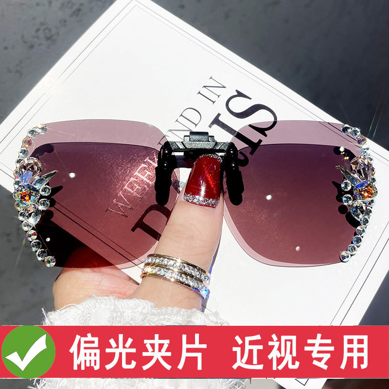 Women's fashion glasses 水钻近视墨镜夹片女防紫外线开车专用偏光太阳镜夹片式2023年新款