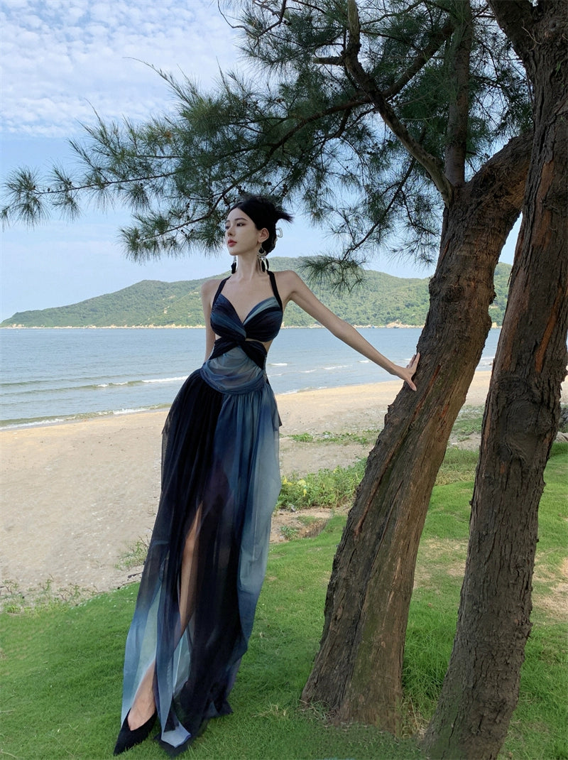 Fashion women's wear Thailand Sanya Holiday Halter Dress Summer Backless Seaside Travel Wear and Take Photos Beach Skirt Atmosphere