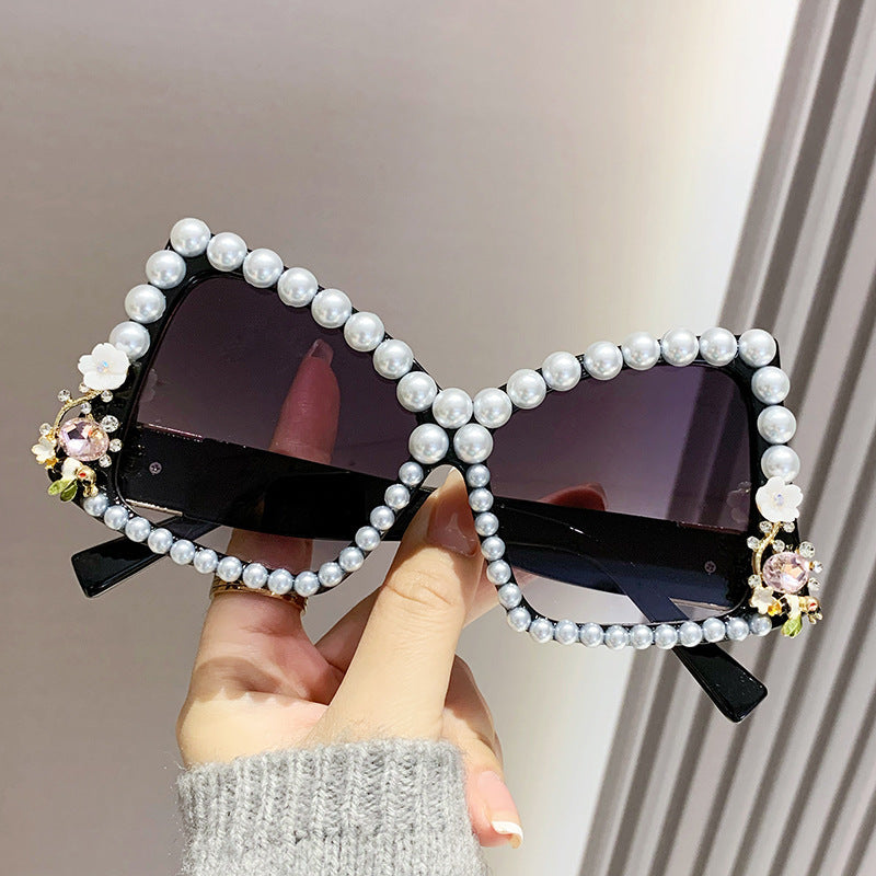 Women's fashion glasses 欧美镶钻眼镜时尚墨镜女跨境不规则镶珍珠太阳镜大框蝴蝶结墨镜