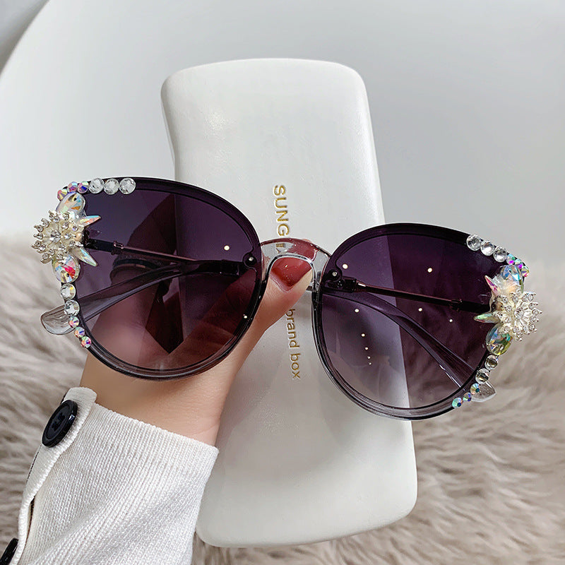 Women's fashion glasses 2024 跨境新款猫眼太阳镜欧美镶钻太女士防紫外线大框显瘦遮阳眼镜