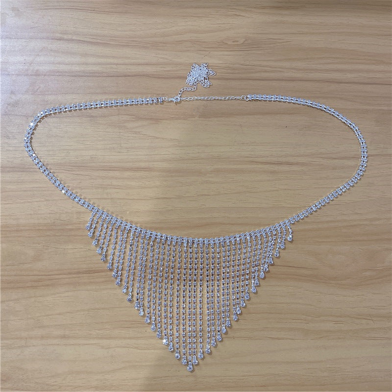 Fashion jewelry, cross-border accessories from Europe and America, sexy rhinestones, tassels, geometric body chains, beach spicy girls, sweet and cool bikini chest chains, nightclubs
