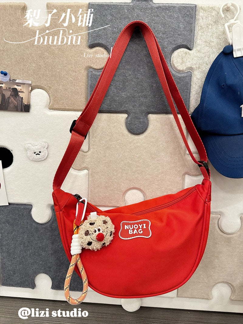 Dopamine Bag Free shipping Tattoo Crescent bag Crossbody bag Women's dopamine niche design Nylon cloth dumpling bag Wide shoulder strap Casual shoulder bag