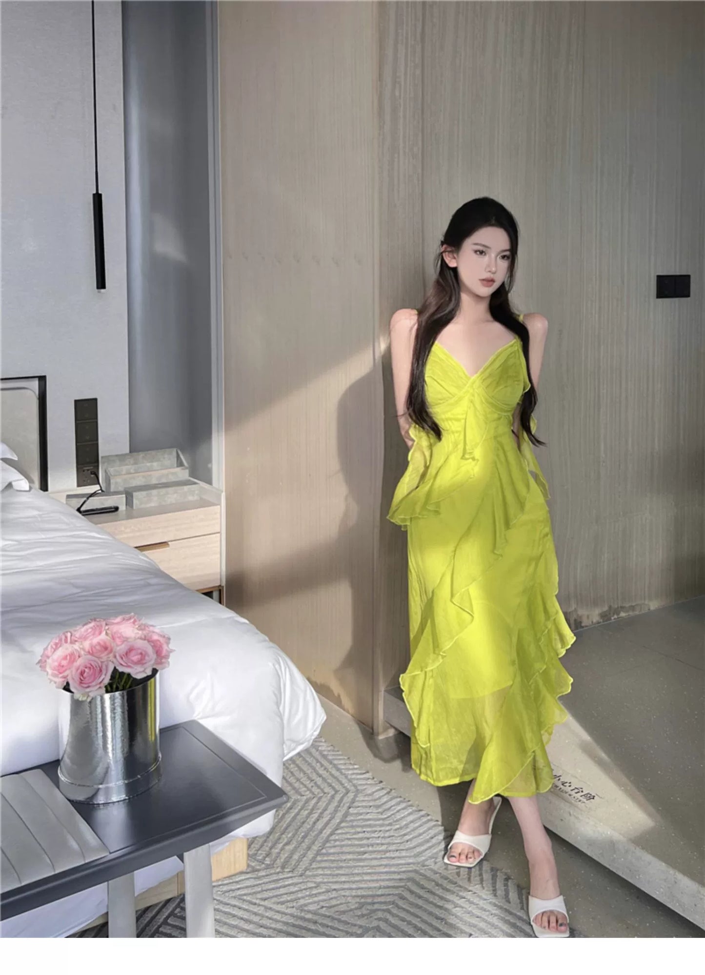 Fashion women's wear Tea Break Is Very Beautiful Spaghetti-Strap Ruffle Dress Design Sense Niche Super Fairy Two-Piece Suit Vacation Fairy Long Skirt