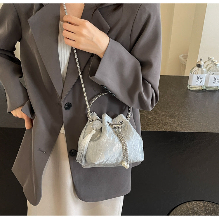 Dopamine Bag Free shipping Tattoo 2024 New Popular Bucket Bag Portable Folded Mobile Phone Bag Niche Dopamine Soft Leather Chain Lucky Bag