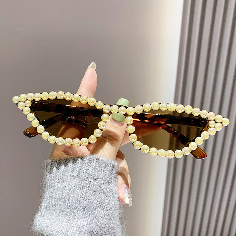 Women's fashion glasses 新款镶珍珠猫眼太阳镜跨境时尚华丽女士舞会眼镜欧美炫酷拍照墨镜