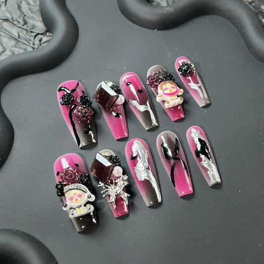 (Hand made nail) Bubble Mart Handmade Wearing Armor Heavy Industry Cute Advanced Dark Long Ladder Cold Sweet Cool Style Nail Patch Customization