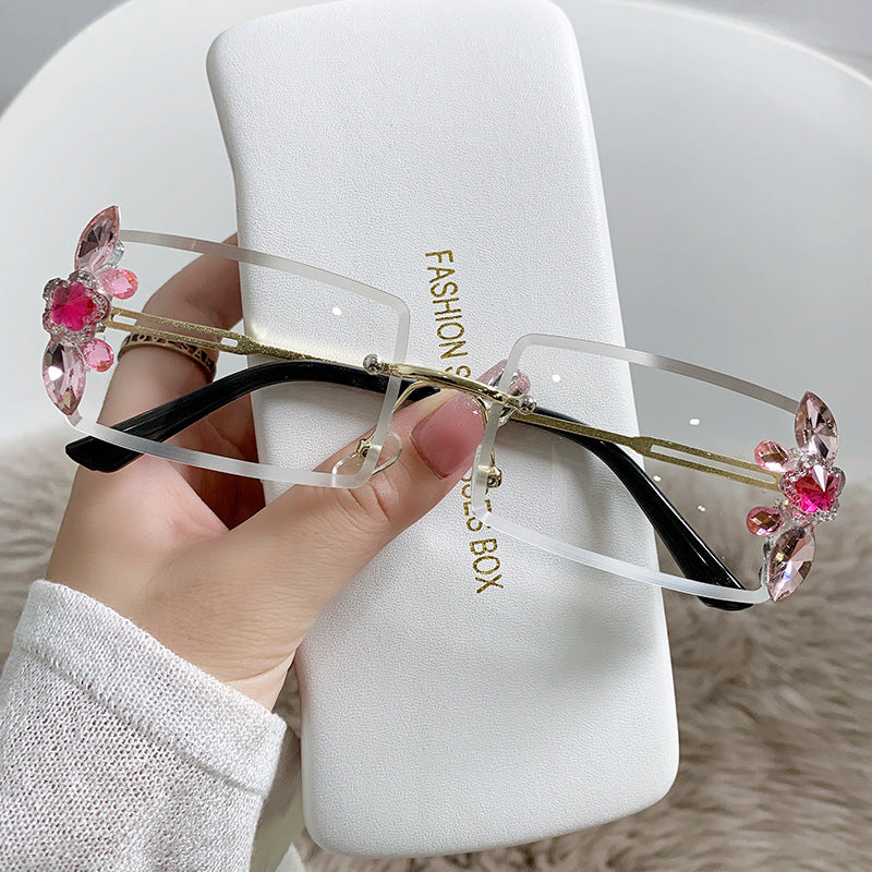 Women's fashion glasses 2022跨镜长方形小框镶钻渐变太阳镜女小脸圆脸防晒拍照韩版墨镜潮