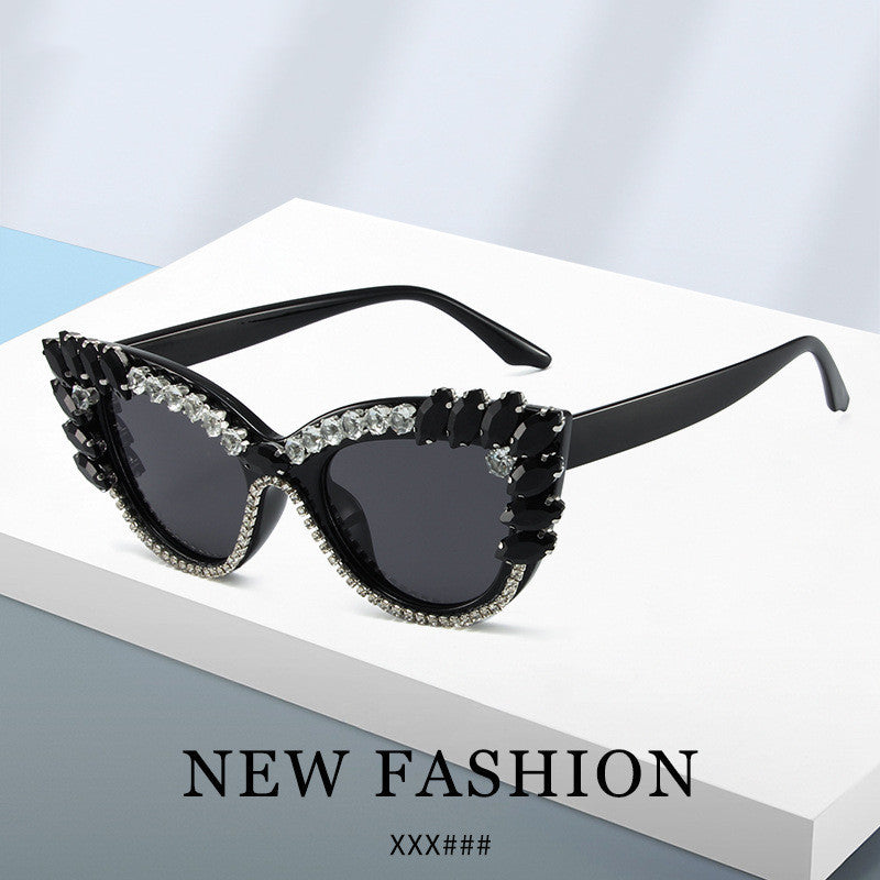 Women's fashion glasses 2023秋季新款欧美猫眼镶钻防蓝光平光镜跨境时尚网红 ins装饰眼镜